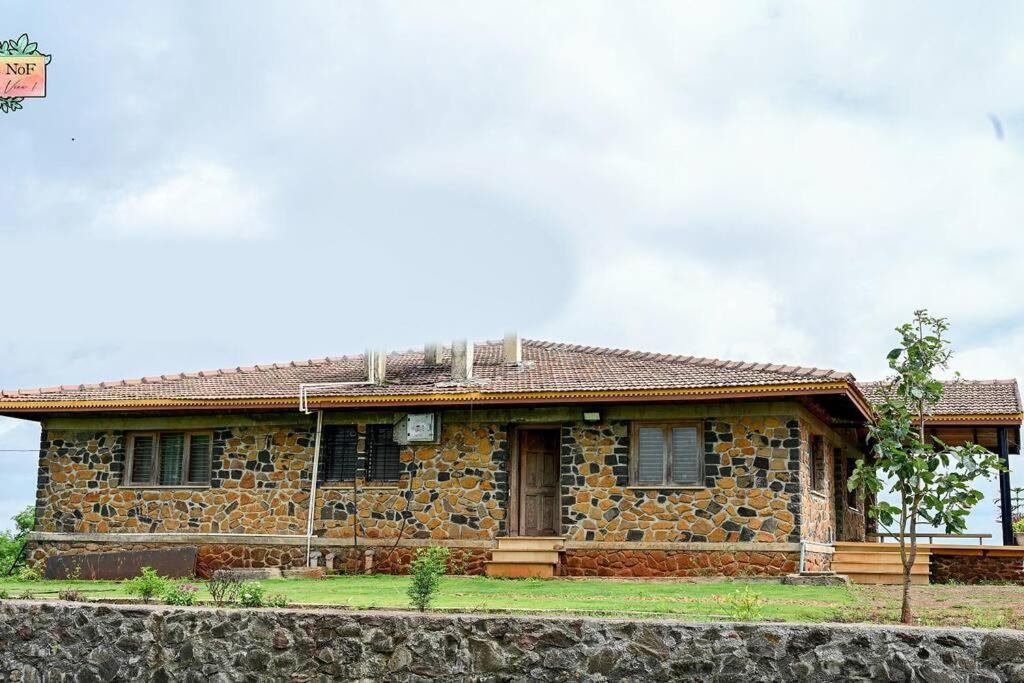 Eze Nof - A Hilltop Villa With 360º Water View Nāsik Eksteriør bilde