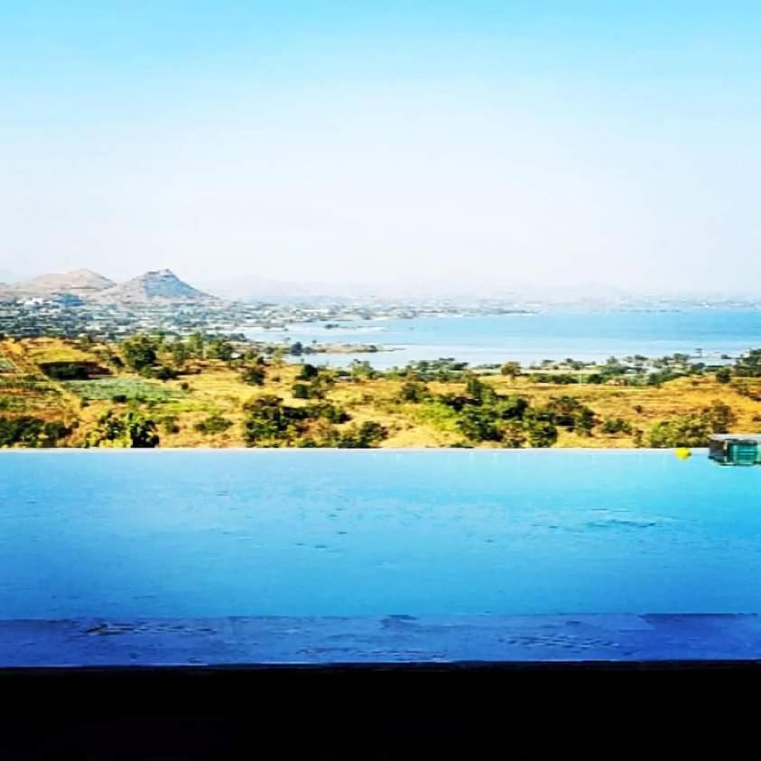 Eze Nof - A Hilltop Villa With 360º Water View Nāsik Eksteriør bilde